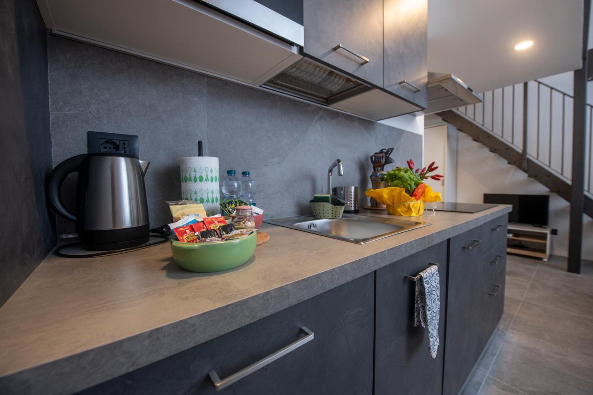 258 - The Loft In Largo Zecca - Luxury Nel Cuore Di Genova Екстериор снимка